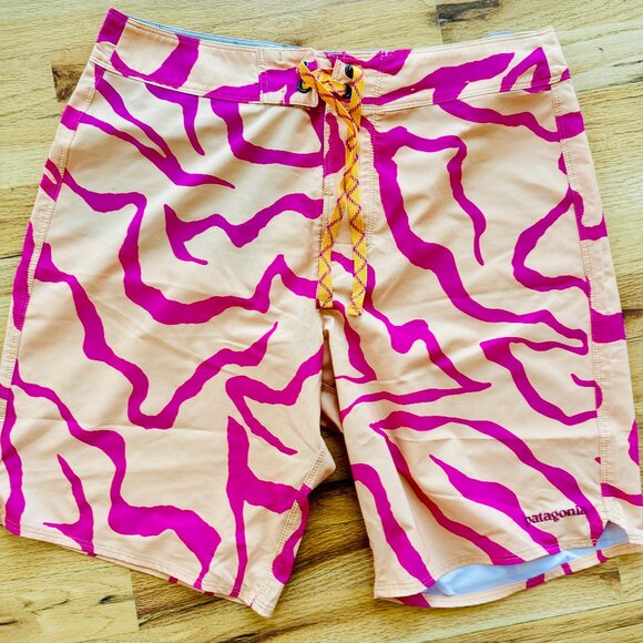 Mens Patagonia Yellow Pink Stretch Hydropeak Gerry Lopez Boardshorts 31 In - Picture 2 of 5